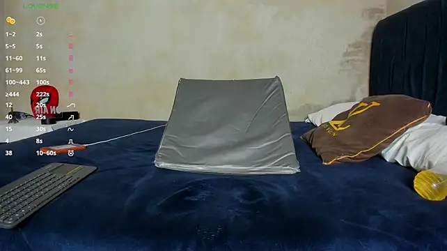 AlexanderSavage webcam