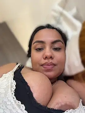 valeria2019hot webcam