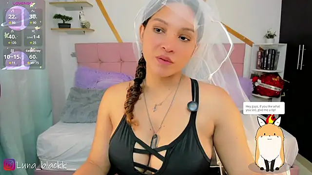 Luna_blackk webcam