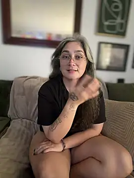 Alix_Valentine webcam
