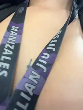 AlannaEvons webcam