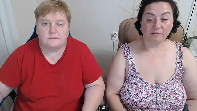 Lindy-Jeanie webcam