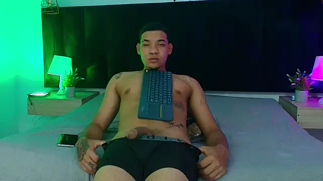 bick_jhonn webcam