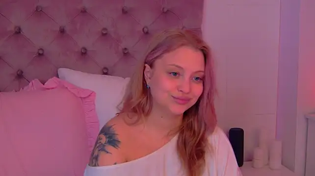 MyrHilton webcam