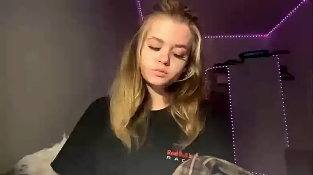 MiaRoika webcam