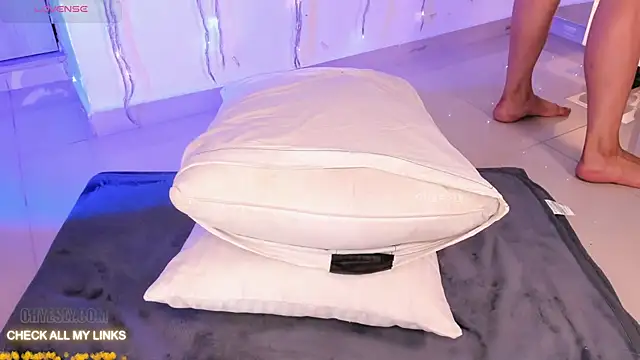 ohyesly_ webcam