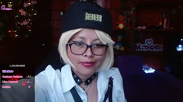 MidoriQuiinn webcam