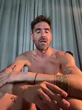 Alexis_King9 live sex cam