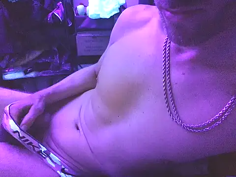 Cloudd_Kingg_Iceyyy webcam