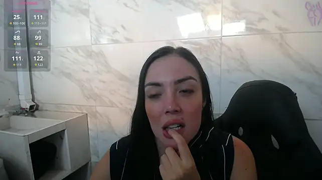 brianna_196 (F young) - naked+ control lush 3 minutes