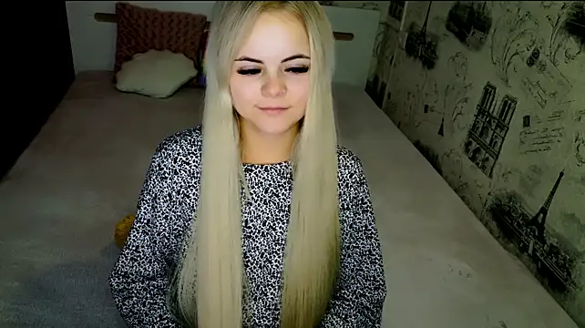 lovely-eyes webcam