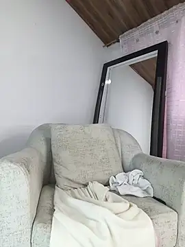 AgathaPember webcam