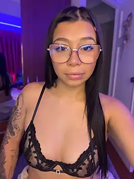 maaddyXXX webcam