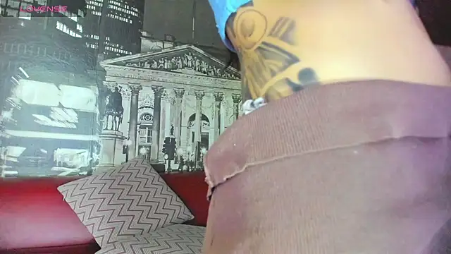 CloeRodriguez webcam