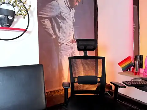 anddy_hugecock webcam