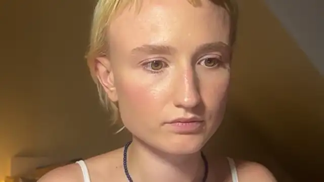 M_Mystique webcam