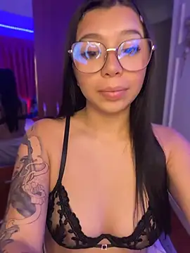 maaddyXXX webcam