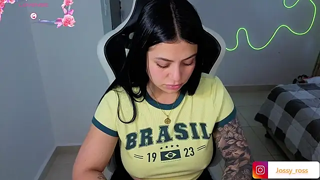 Victoryyy_ webcam