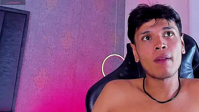 Alejandroo_Montenegro webcam