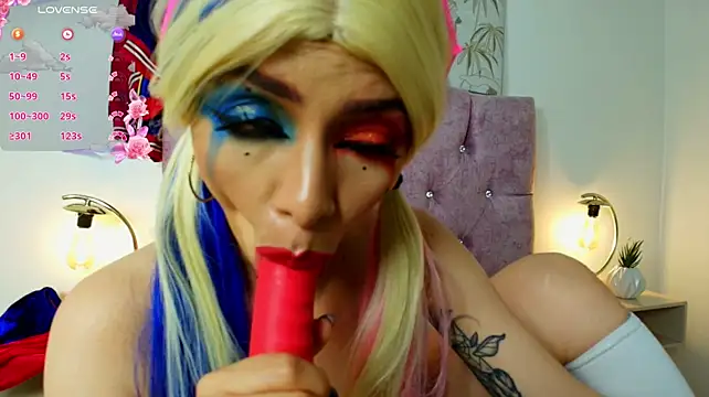 Cassie_Cage webcam