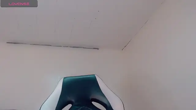 Oriana_braom webcam