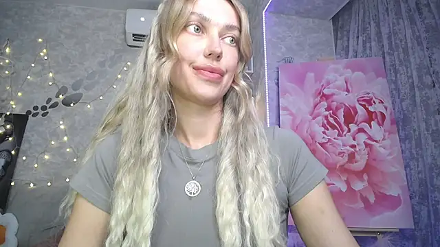 NickyAdamidi webcam