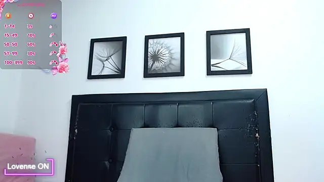 KellyJoness_ webcam