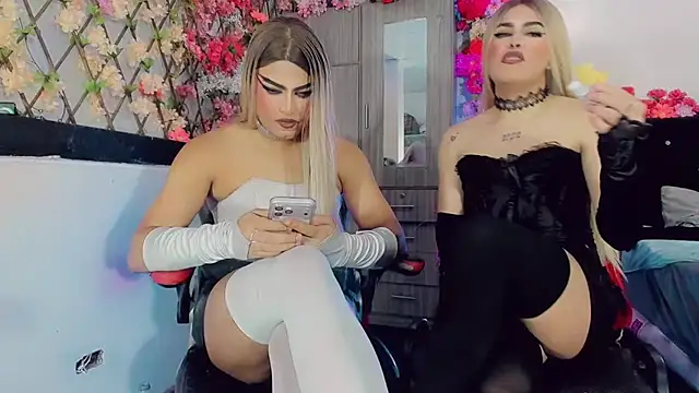 Thiara_veky_ webcam