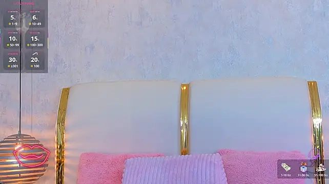MarilynVega1 webcam