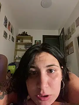 chiaretta19_hot webcam