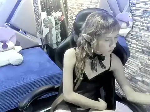 vivienne_hadi webcam