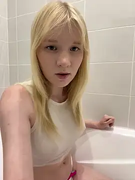 KoriMelon webcam