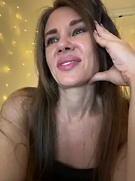 LucieMack webcam