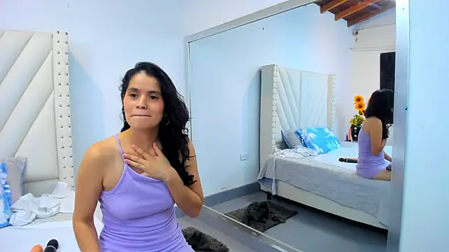 Paulynavera webcam