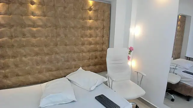 violet_giraldo webcam