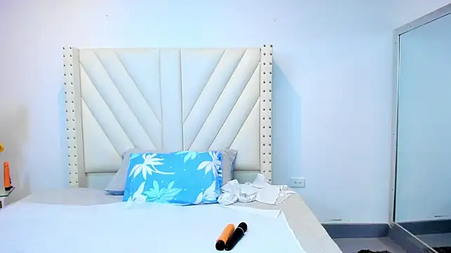 Paulynavera webcam