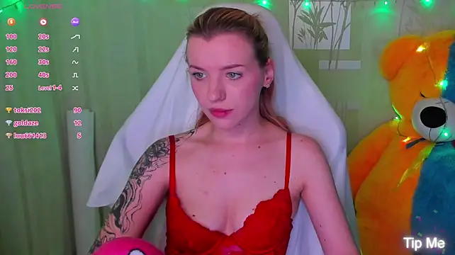 MeganNewCat webcam