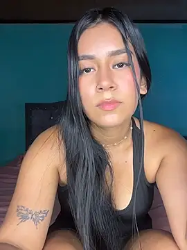 ALANAH_KITTY webcam