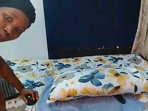 EbonyBabe020 webcam