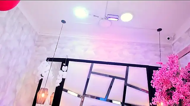 TessaCooper1 webcam