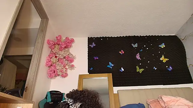golden_goddess38 webcam