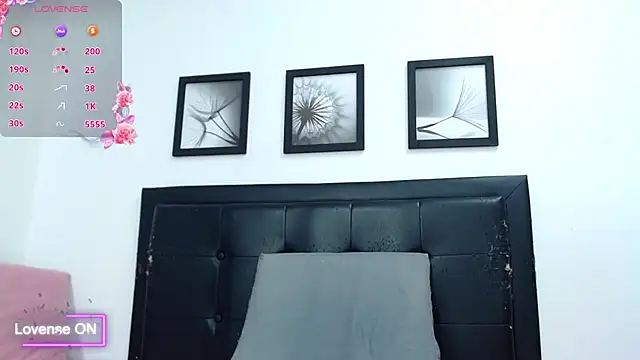 KellyJoness_ webcam