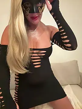 TheVelvetCouple webcam