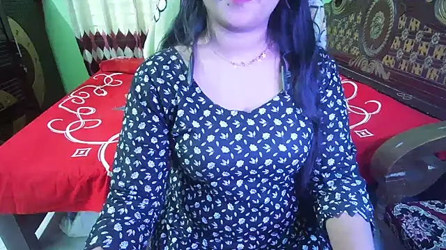 BengaliQueenStar webcam