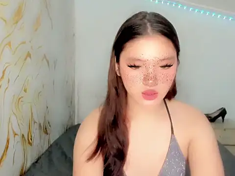 Dolly_Fy webcam