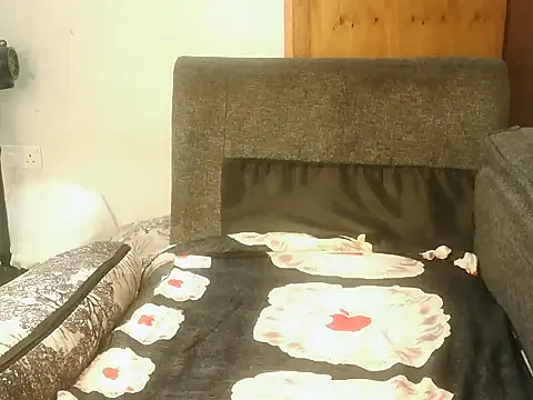 Beverly_girl1_ webcam
