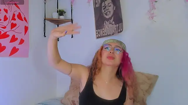 MarieTaylor_ webcam