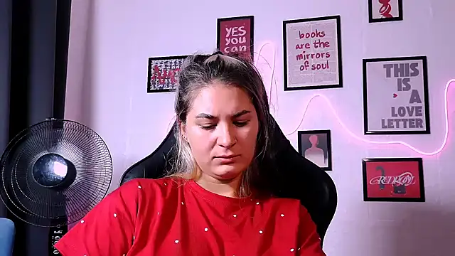 AlisaFrost webcam