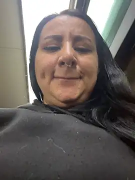 Abril_Luv webcam