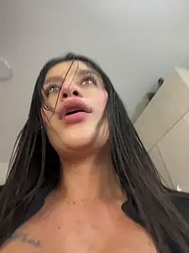 Emmily_19 webcam